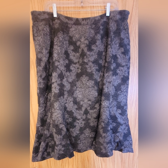 Wool skirt,.gray, 2 tones. Size 16 - Picture 3 of 4